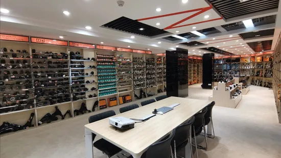 Eep Suspension Parts OEM Car Spare Auto Parts for Toyota Honda Nissan Mazda Hyundai Mitsubishi Japanese Car Accessories